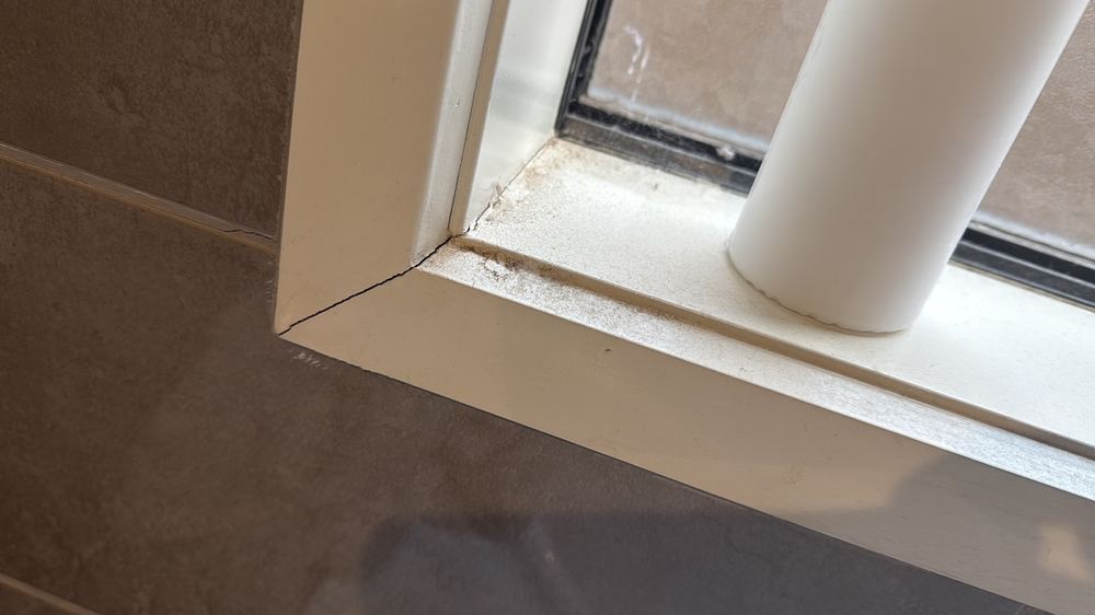 Cracks in a newer Truganina home: measure, categorise, then decide